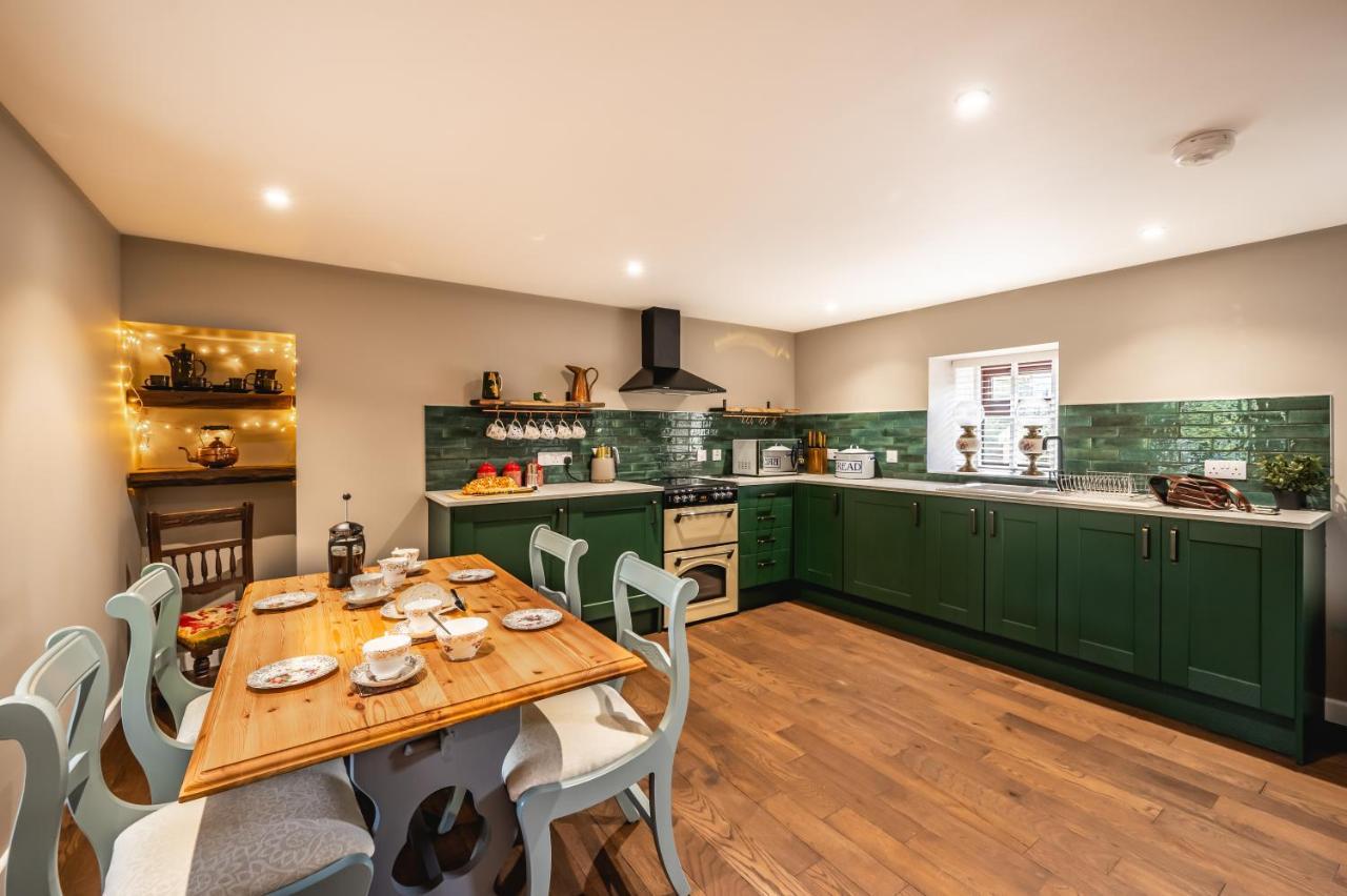 Luxury Cottage With Mountain View'S Cononbridge Esterno foto