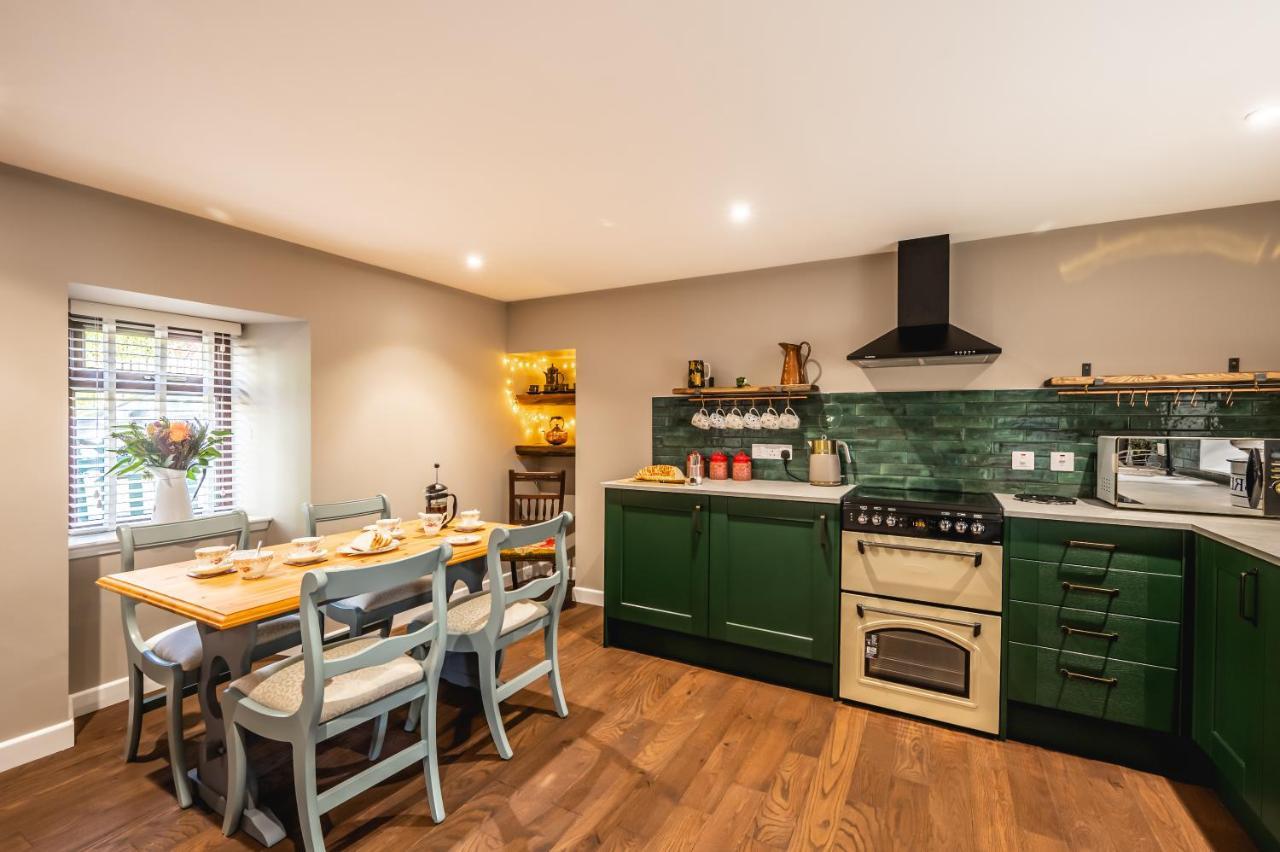 Luxury Cottage With Mountain View'S Cononbridge Esterno foto